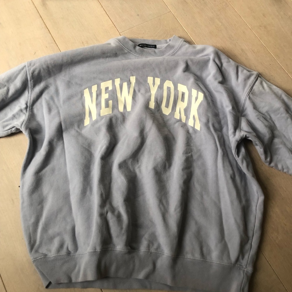 brandy melville new york sweatshirt oversized